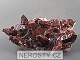 křemen (červený), minerál